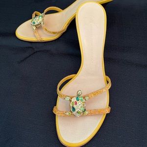 Giuseppe Zanoti Yellow open-toe sandals